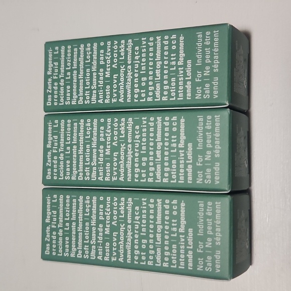 La Mer Moisturizing Soft Lotion Trio - Picture 2 of 3